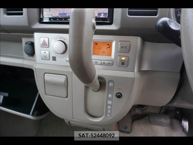 Suzuki EVERY WAGON 2013-08 247729-10