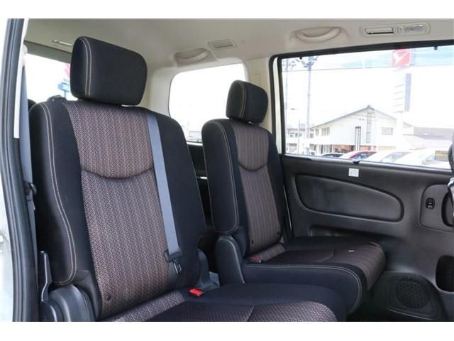 Nissan SERENA 2014-01 22026-17