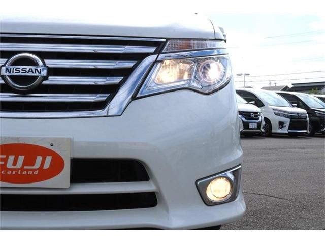 Nissan SERENA 2014-01 22026-23