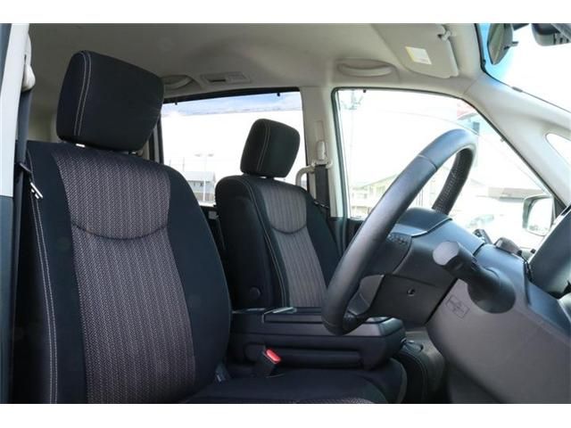 Nissan SERENA 2014-01 22026-16