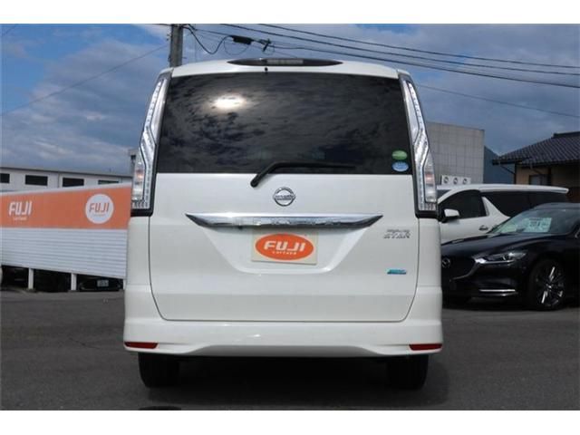 Nissan SERENA 2014-01 22026-28