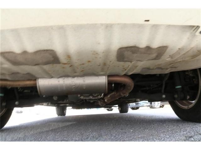 Nissan SERENA 2014-01 22026-21