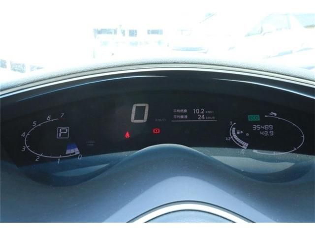 Nissan SERENA 2014-01 22026-8
