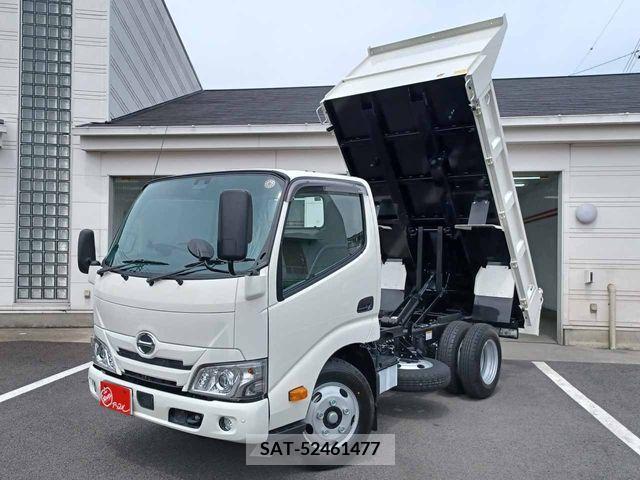 Hino DUTRO 2023-08 297295-0