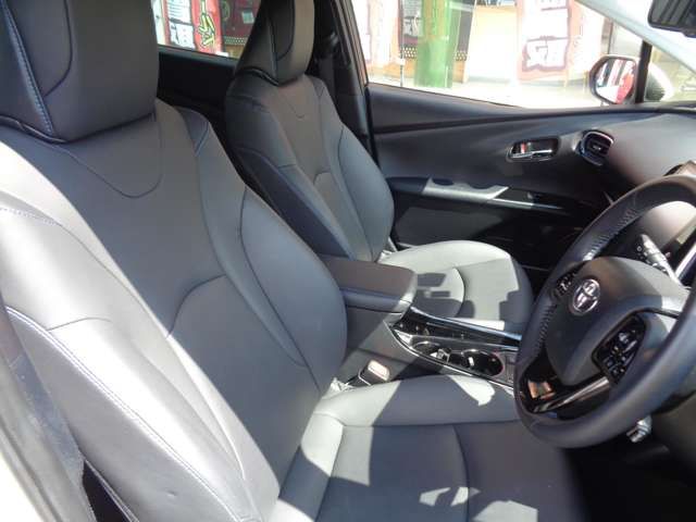 Toyota PRIUS 2020-02 25062-9