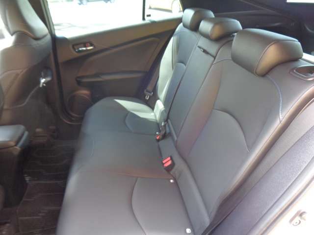 Toyota PRIUS 2020-02 25062-12