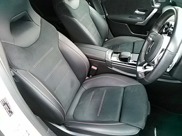 Mercedes Benz A-CLASS 2019-05 20425-16