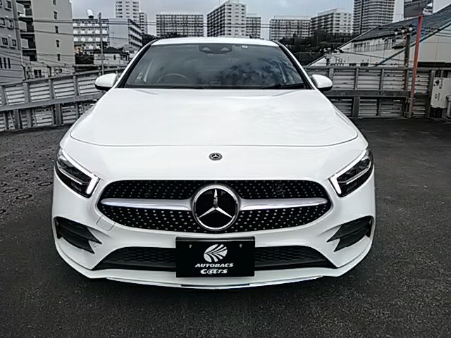 Mercedes Benz A-CLASS 2019-05 20425-3
