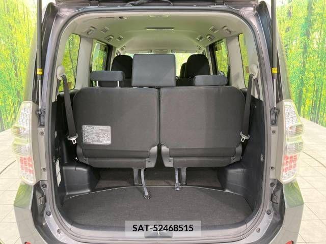 Toyota NOAH 2013-03 251267-11