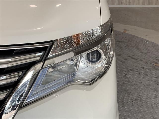 Nissan SERENA 2014-02 10474-8