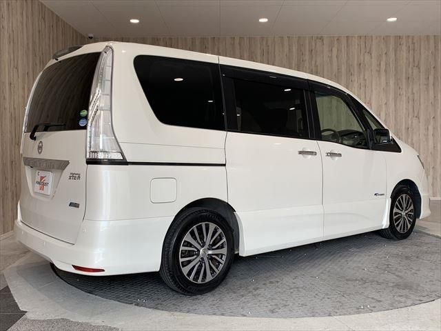 Nissan SERENA 2014-02 10474-4