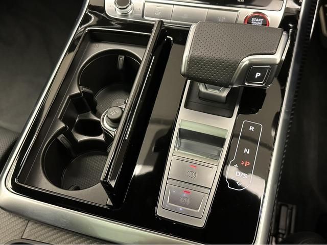 Audi RS Q8 2021-09 189602-13