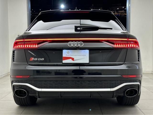 Audi RS Q8 2021-09 189602-3