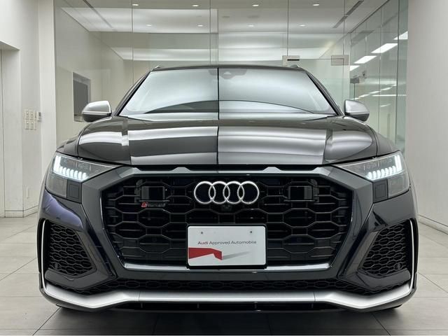 Audi RS Q8 2021-09 189602-2