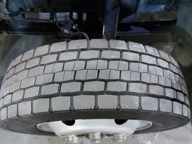 Mitsubishi CANTER 2013-03 181246-12