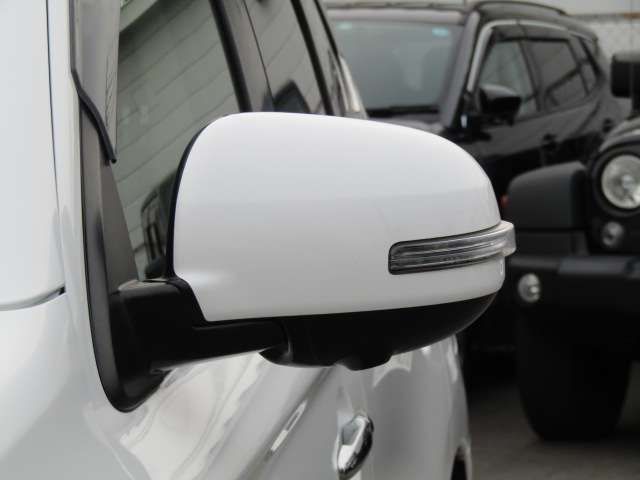 Mitsubishi OUTLANDER PHEV 2015-10 188048-19