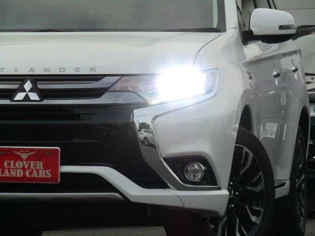 Mitsubishi OUTLANDER PHEV 2015-10 188048-17