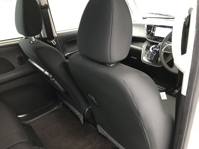 Nissan DAYZ ROOX 2017-12 5753-11
