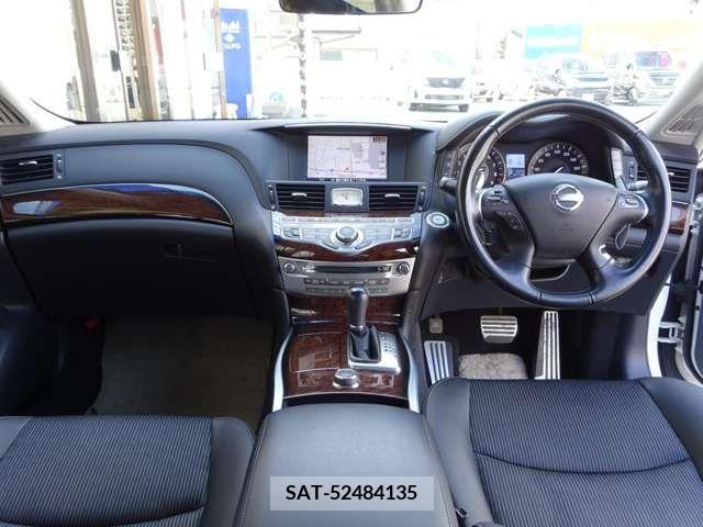 Nissan FUGA 2009-11 225548-3
