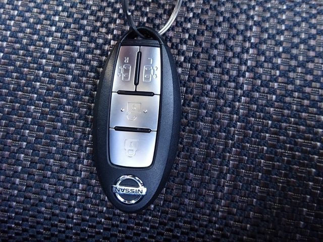 Nissan SERENA 2015-03 14254-27