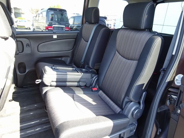 Nissan SERENA 2015-03 14254-16