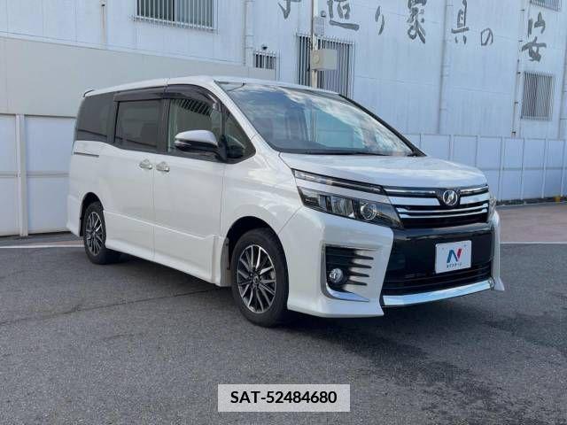 Toyota VOXY 2014-07 370504-16