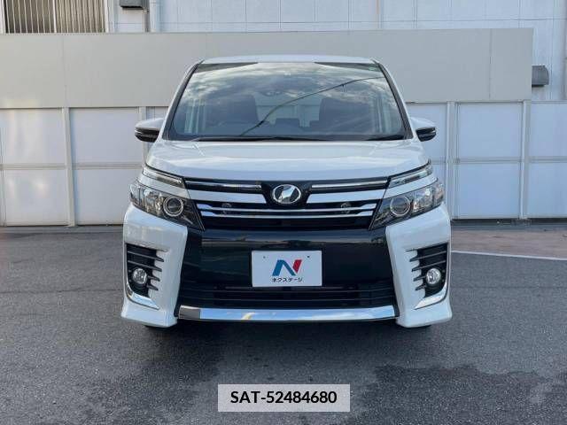Toyota VOXY 2014-07 370504-14