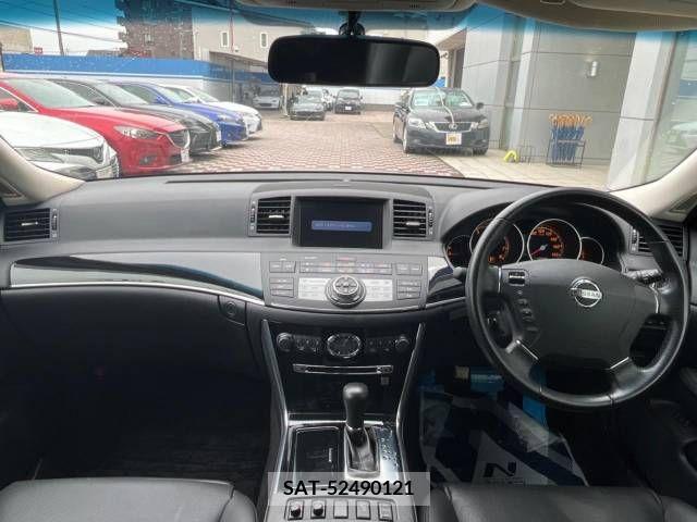 Nissan FUGA 2006-02 270736-1
