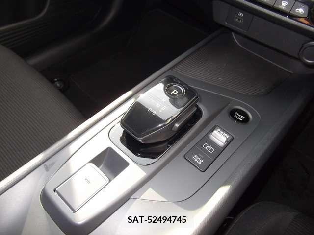 Nissan NOTE 2021-08 207535-5