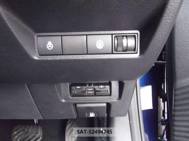 Nissan NOTE 2021-08 207535-4