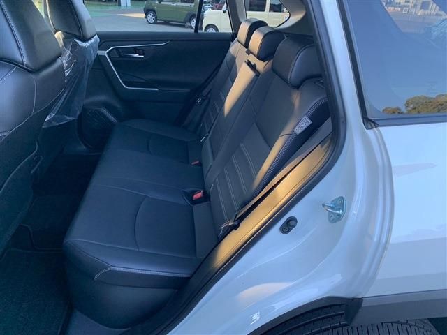 Toyota RAV4 2022-07 190191-3