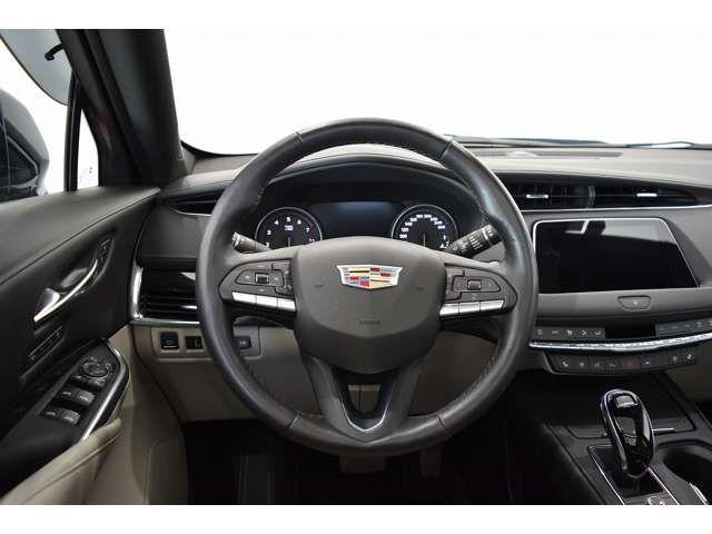 Cadillac XT4 2022-03 14557-9