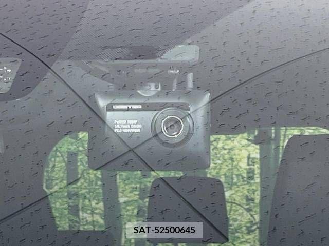 Toyota ESQUIRE 2019-04 210933-7