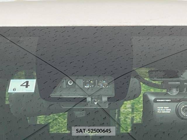 Toyota ESQUIRE 2019-04 210933-3