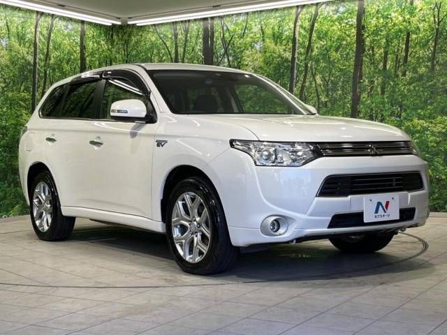 Mitsubishi OUTLANDER PHEV 2014-06 21939-16