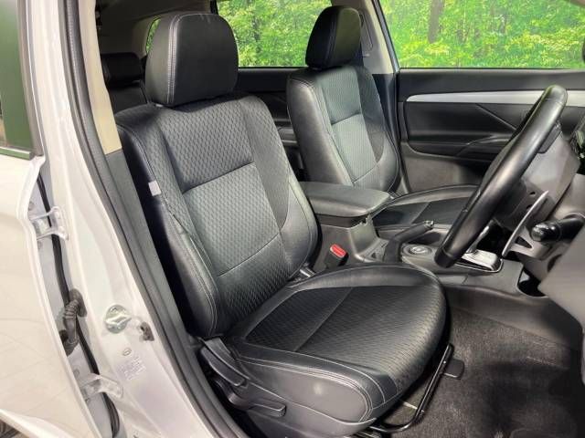 Mitsubishi OUTLANDER PHEV 2014-06 21939-8