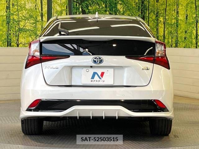 Toyota PRIUS 2021-04 281785-15