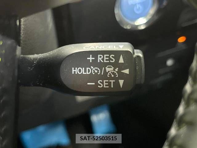 Toyota PRIUS 2021-04 281785-7