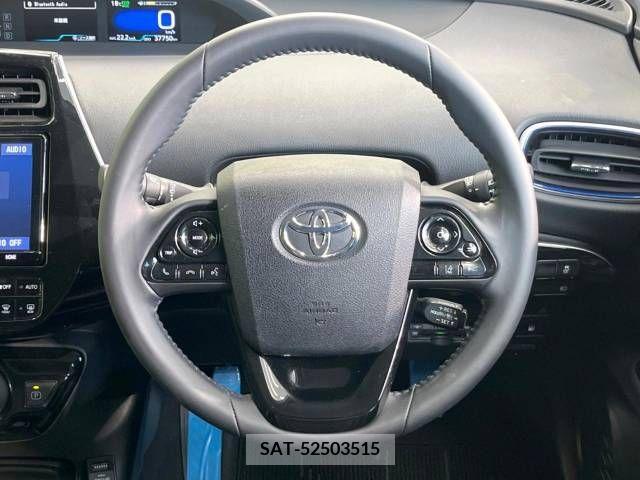 Toyota PRIUS 2021-04 281785-11