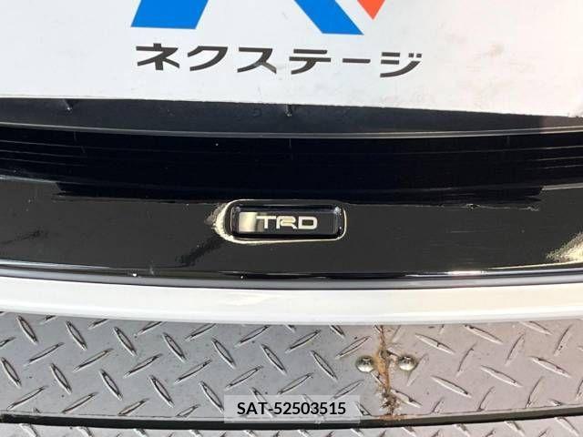 Toyota PRIUS 2021-04 281785-2