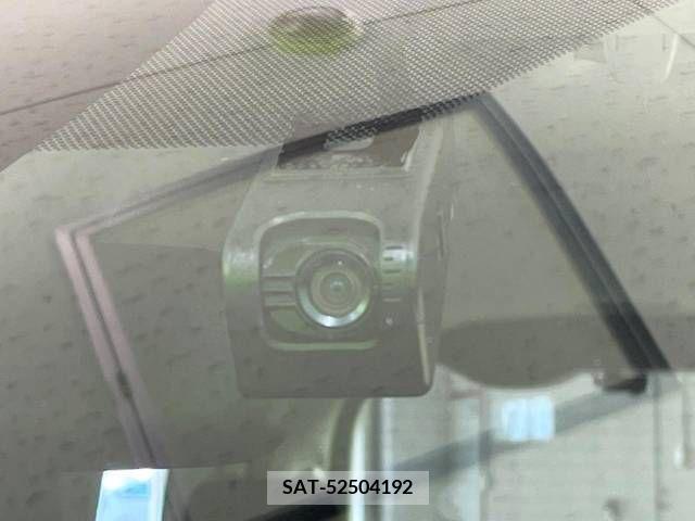 Toyota VOXY 2016-05 242809-6