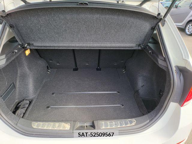 Bmw X1 2015-03 215091-10