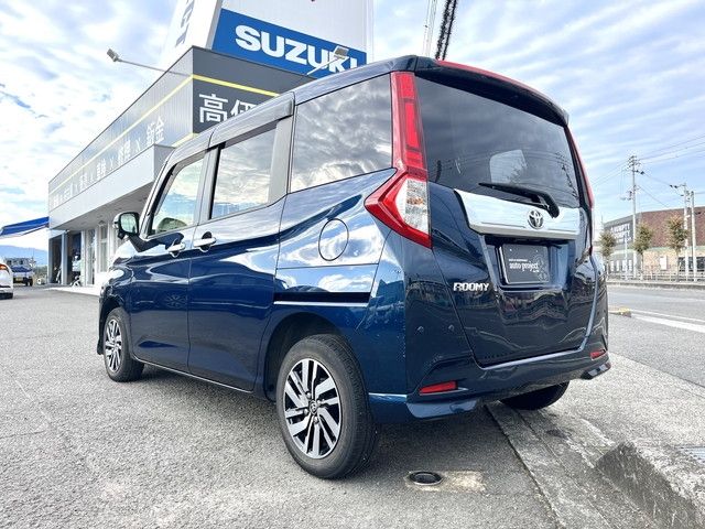 Toyota ROOMY 2019-09 15732-8
