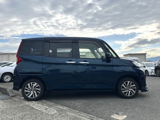 Toyota ROOMY 2019-09 15732-14