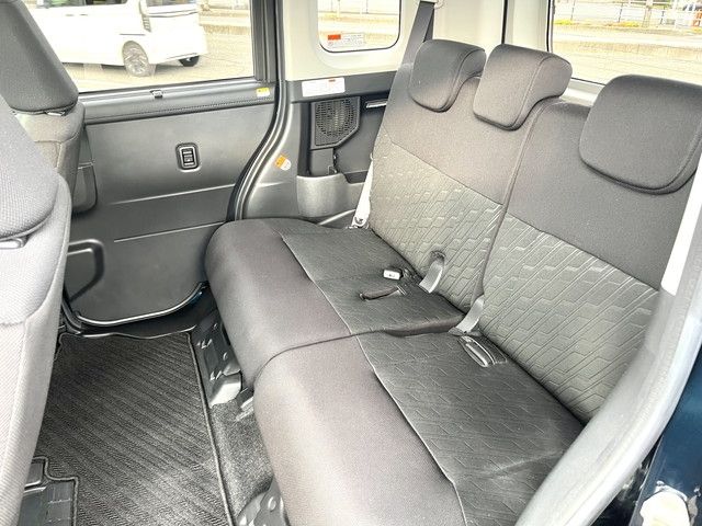 Toyota ROOMY 2019-09 15732-7