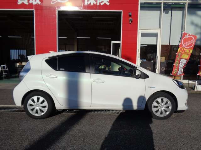 Toyota AQUA 2014-03 18968-6