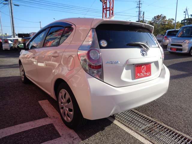 Toyota AQUA 2014-03 18968-5