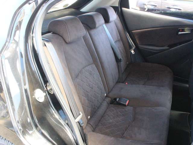 Mazda DEMIO 2018-12 20632-10