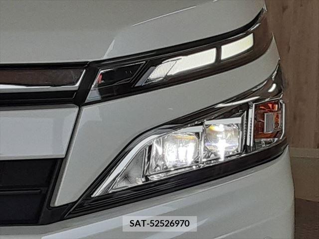 Toyota VOXY 2018-11 321573-14