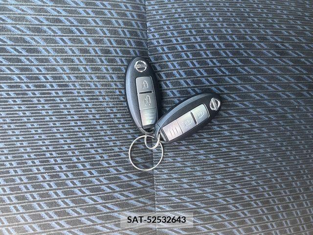 Nissan NOTE 2013-01 279898-18